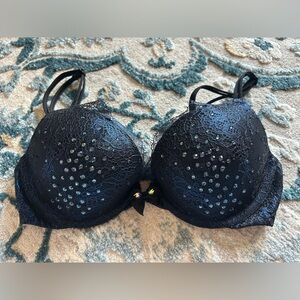 Victoria’s Secret Very Sexy Push up 32C